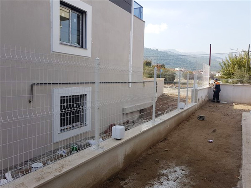 Çit Montajı